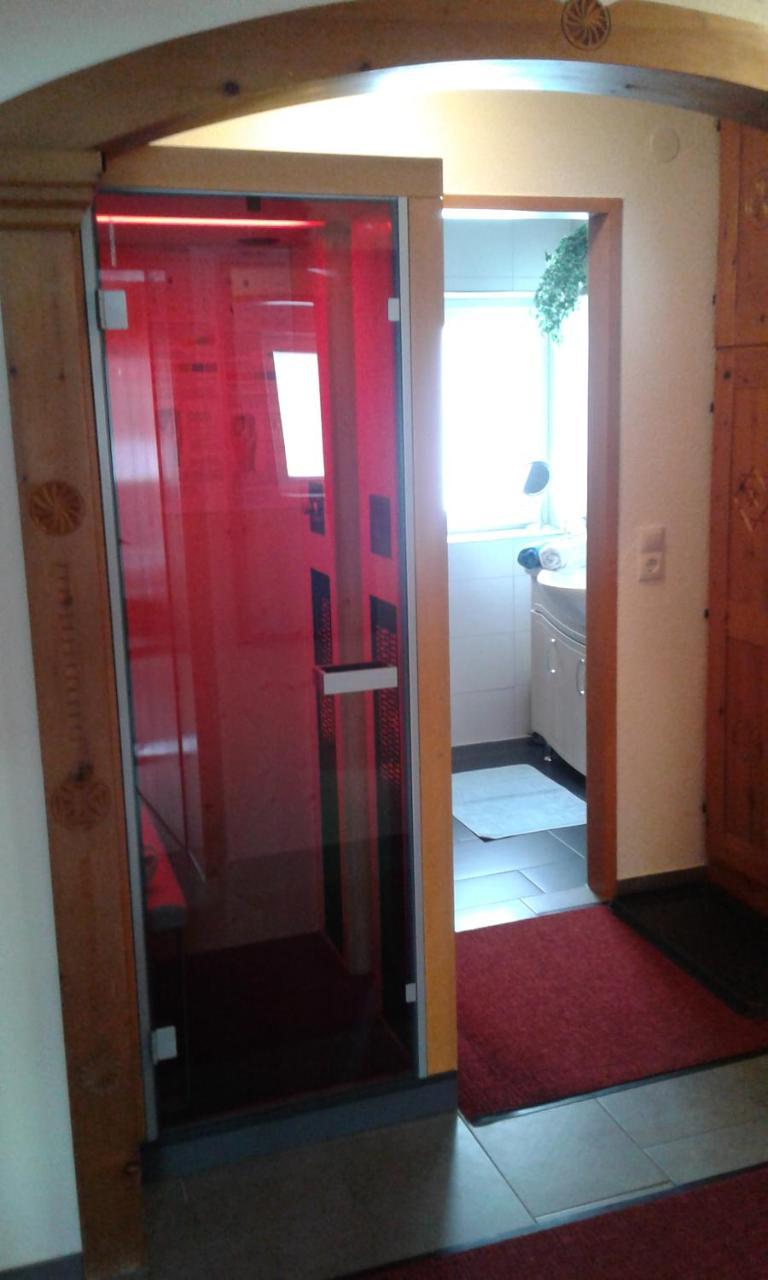Biancas Ferienwohnung Im Haus Roswitha Tumpen Exterior photo